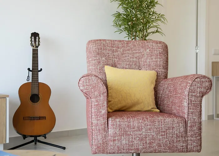 Varanda Da Muralha - By Sch Nazaré