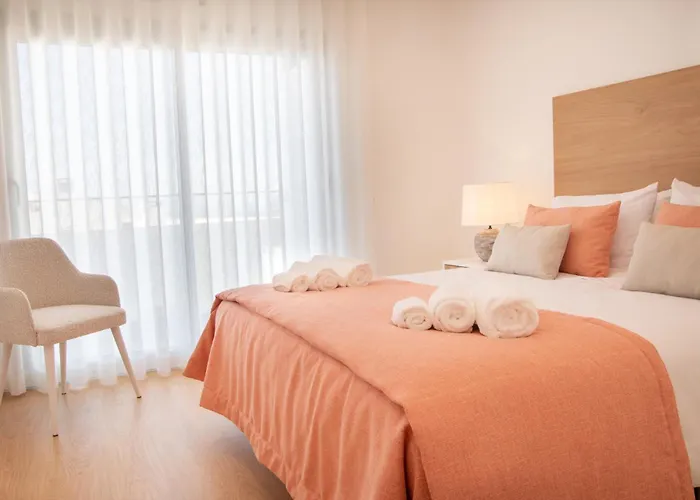 Varanda Da Muralha - By Sch * Nazaré