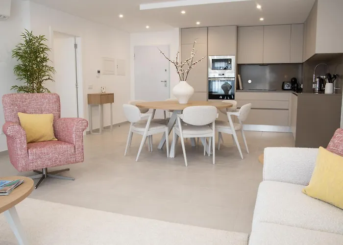 Varanda Da Muralha - By Sch Apartman *