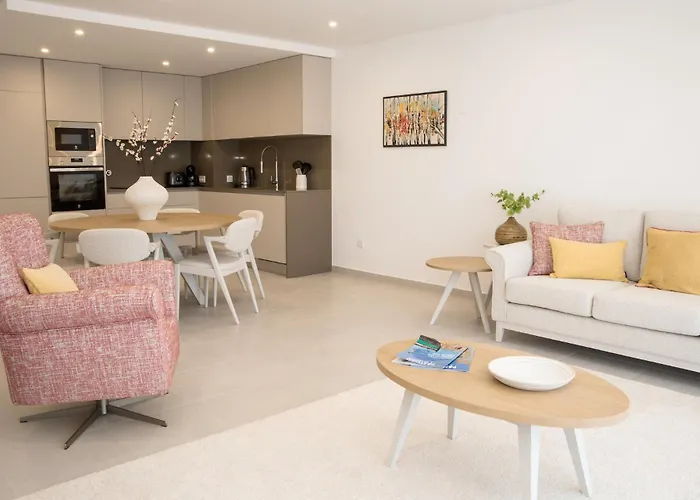 Varanda Da Muralha - By Sch Apartman Nazaré