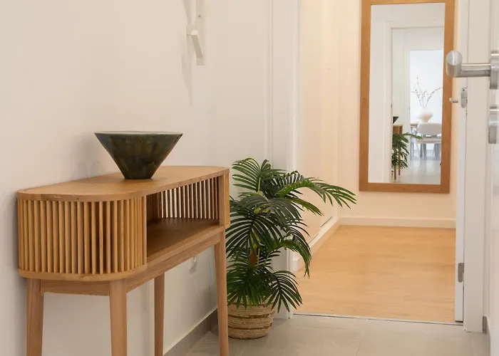 Varanda Da Muralha - By Sch Daire Nazaré