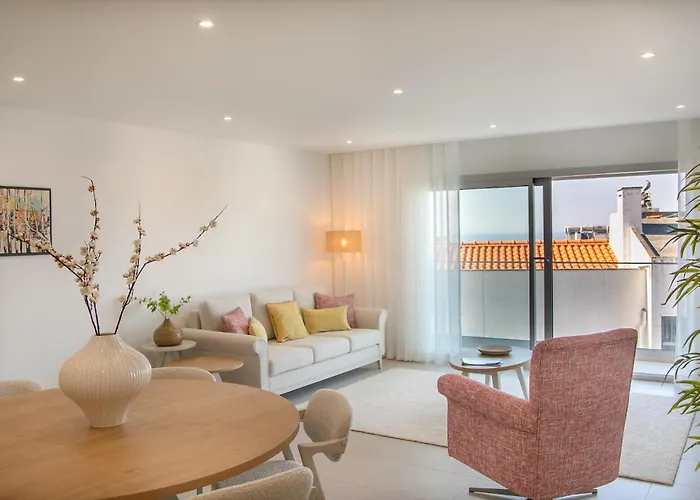 Varanda Da Muralha - By Sch Daire *